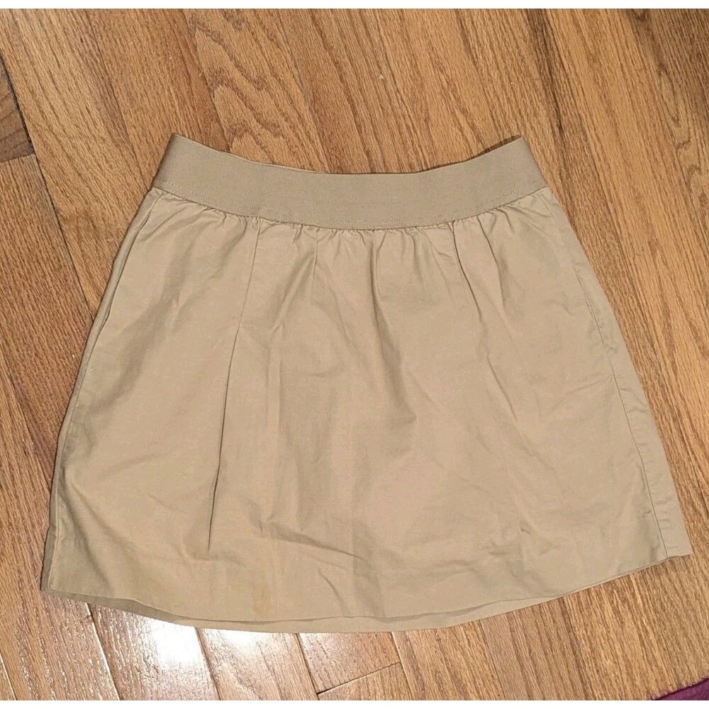 J. Crew Minimalist Normcore Preppy Academia School Girl Size 2 Khaki Skirt
